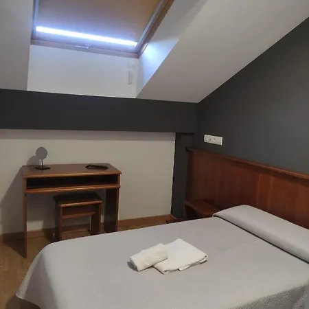 ゲストハウス La Gallega